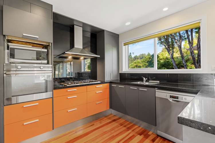 9 Lancewood Avenue Titirangi_10