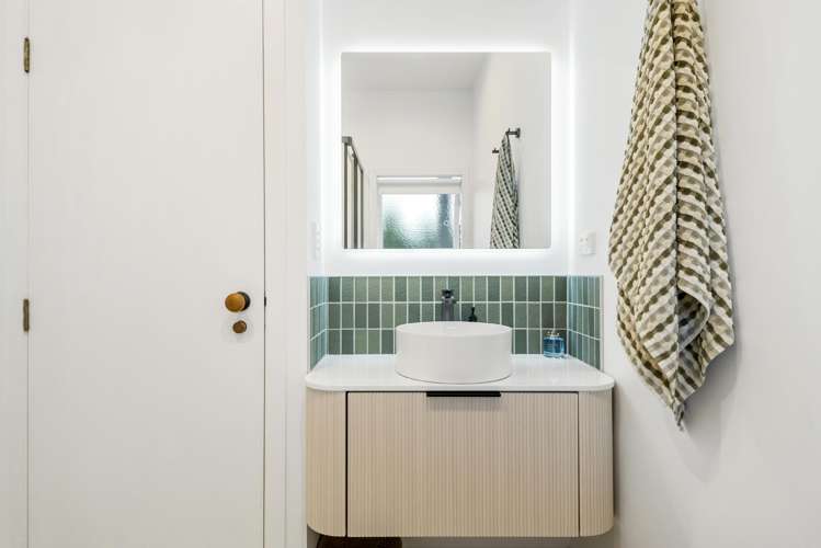 33 Island Bay Road Beach Haven_17