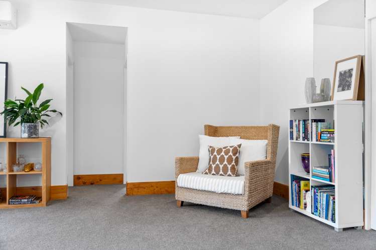 7 Dodds Crescent Otaki Beach_17