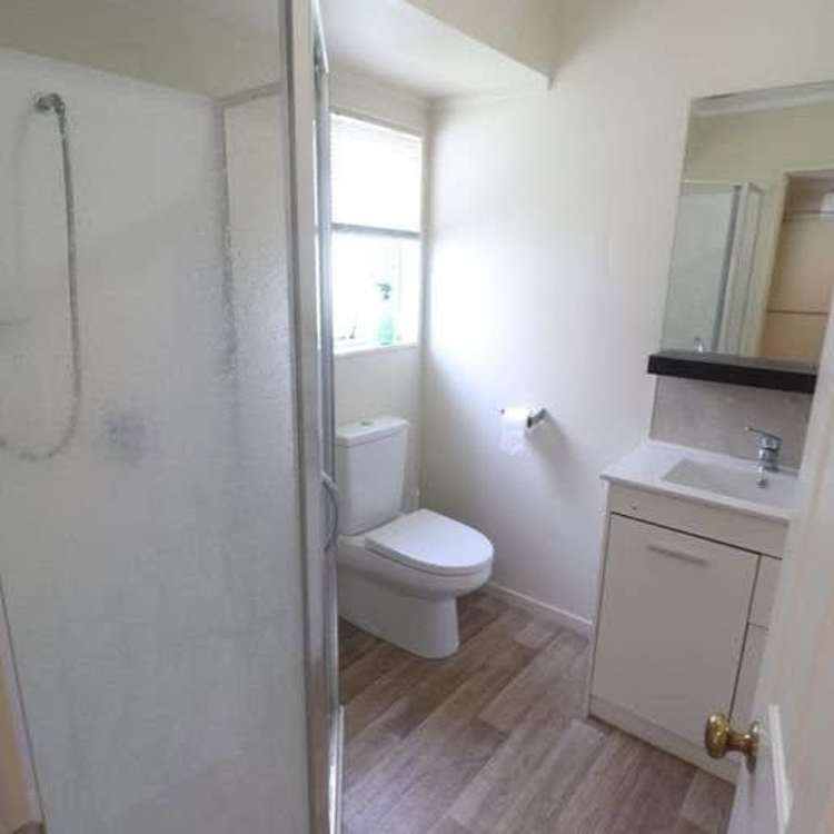 6 Silkwood Grove Totara Heights_5