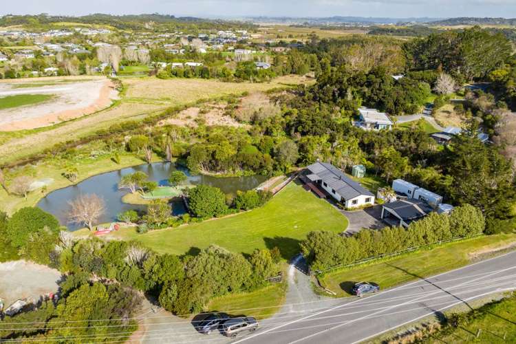 1951 Cove Road Mangawhai_39