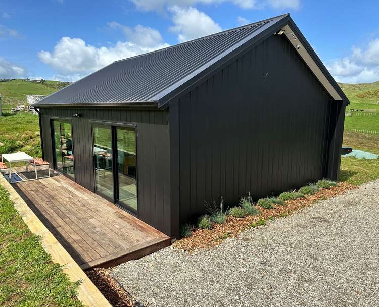 579 Pinnacle Hill Road Bombay_1