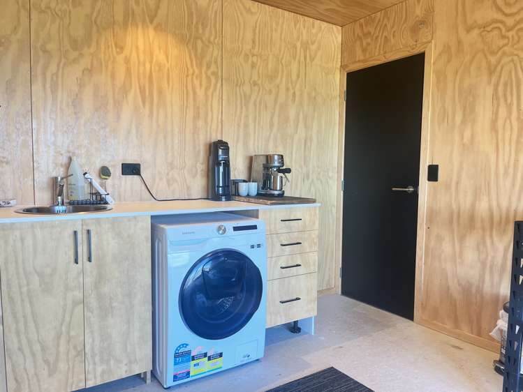 64 Surrey Street Orepuki_6