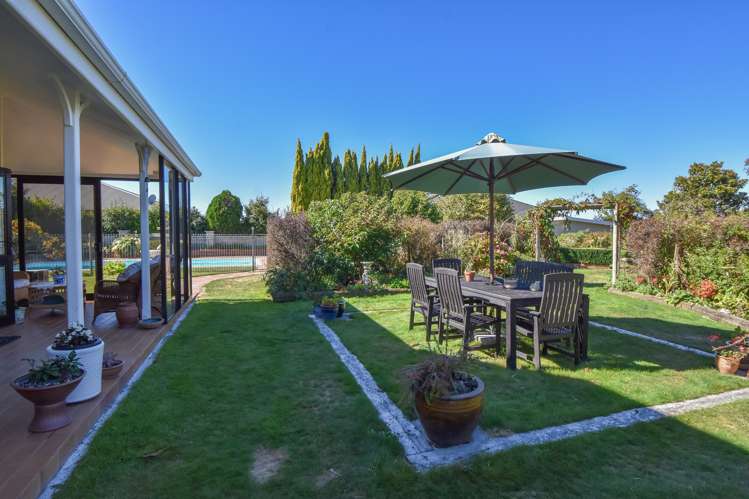 26 Armstrong Avenue Carterton_20