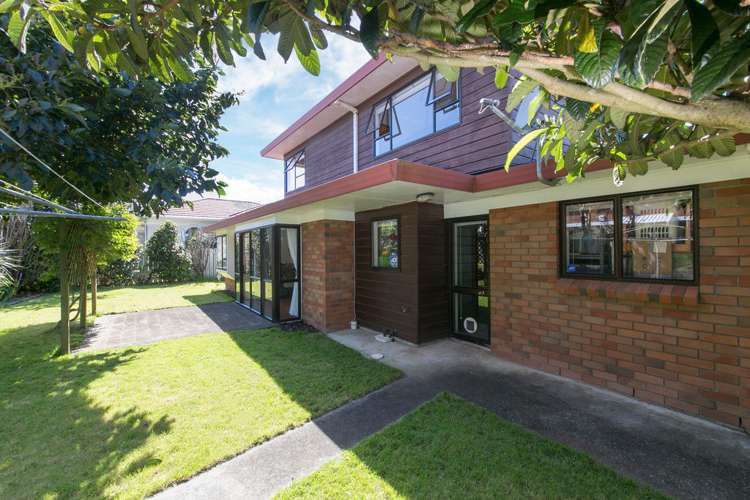 2/87 Rawhiti Road One Tree Hill_13