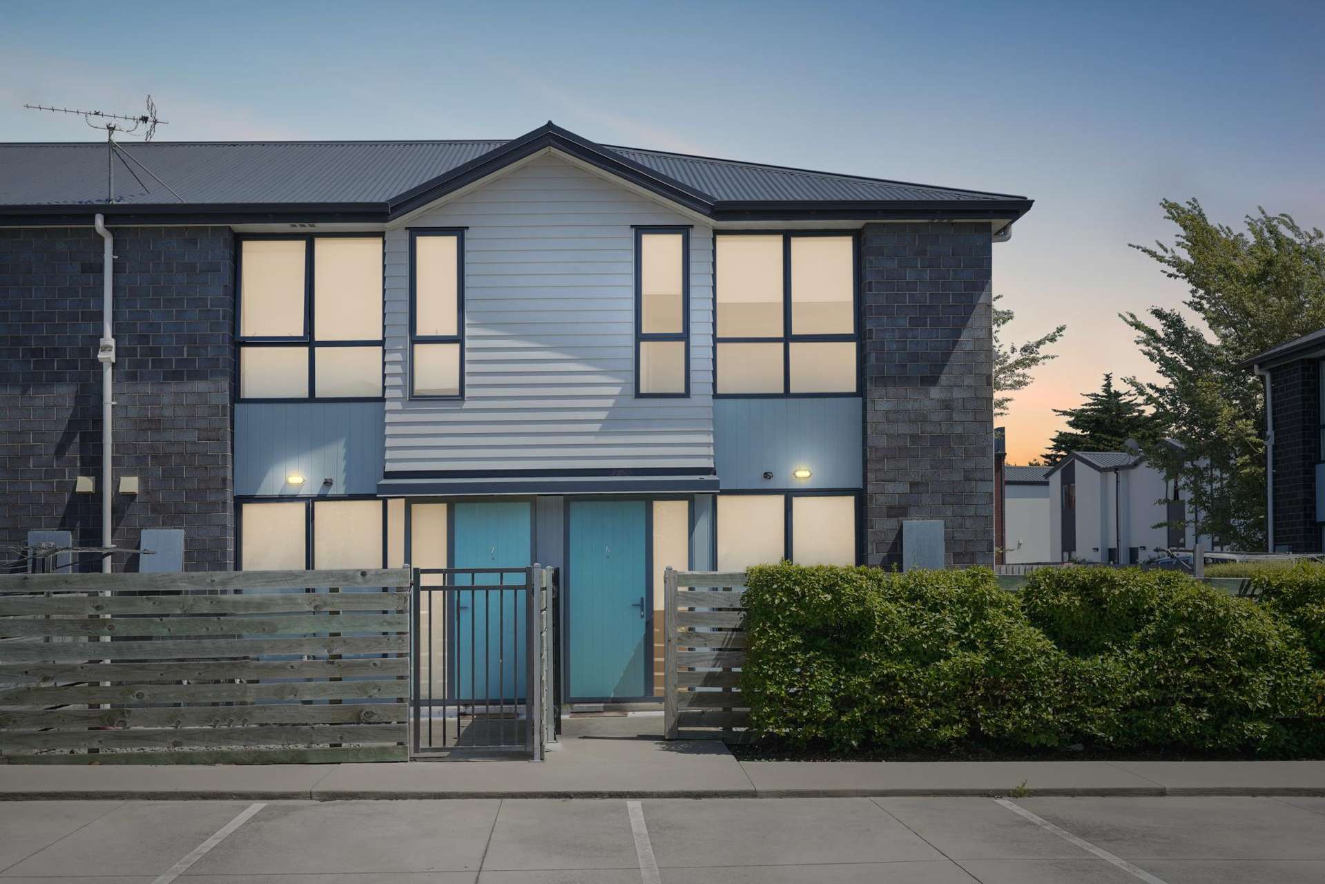 6/14 Buffon Street Waltham_0