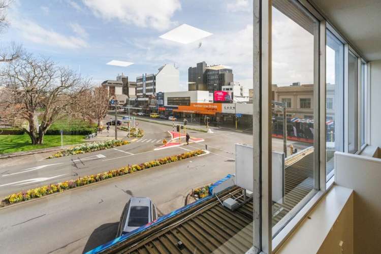 4 Broadway Avenue City Centre_19