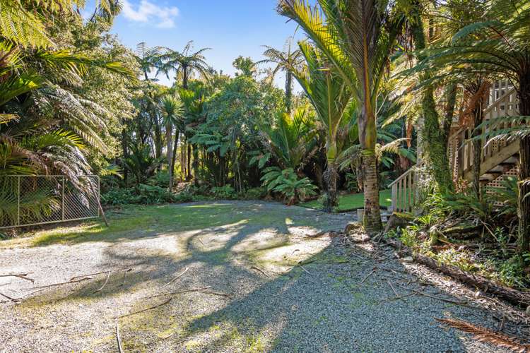 14 Hartmount Place Punakaiki_18