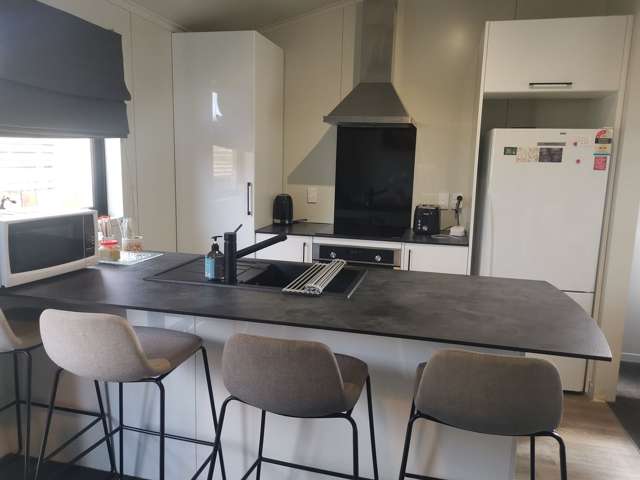 8A Ngata Grove Trentham_3