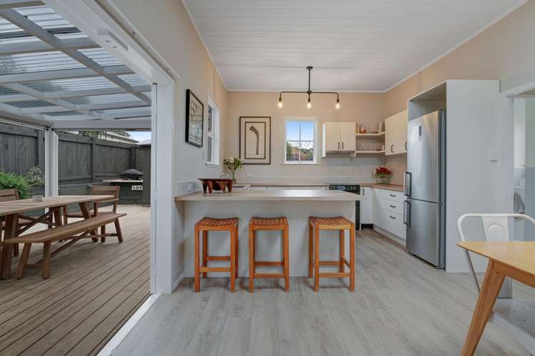 1 Karaka Street Helensville_11