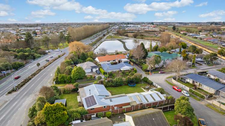 2 Tracy Place Redwood_18