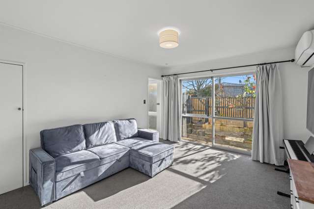 4/14 Church Square Addington_3