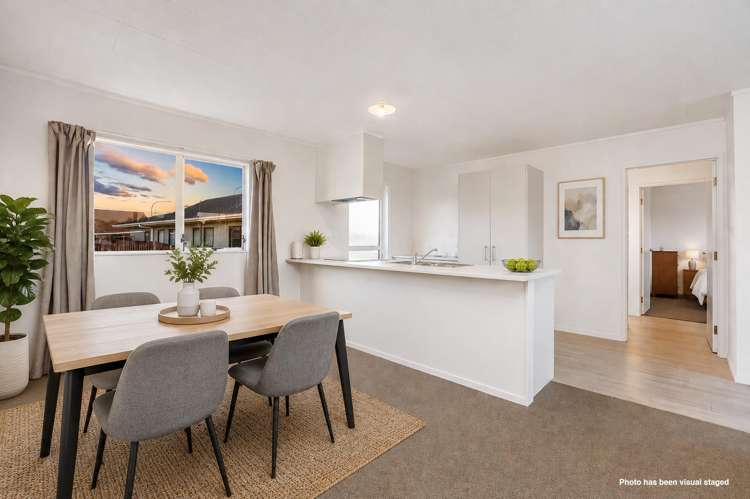 12A Sturges Road_3
