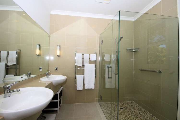 29 Great North Road Saint Johns Hill_13