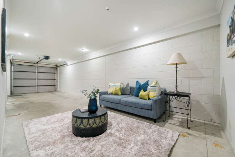 1/46 Carlos Drive Flat Bush_14