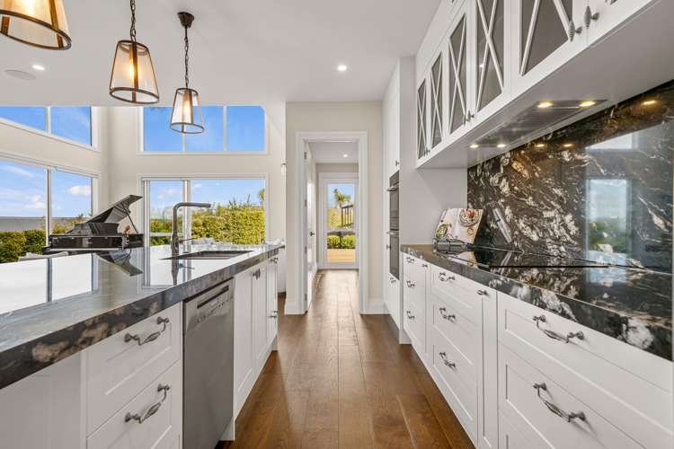 110 Grovenor Drive Orewa_31
