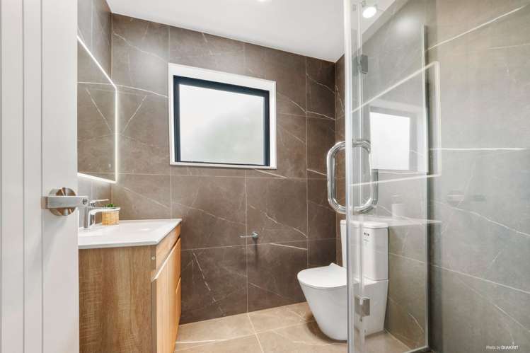 8C Butterworth Drive Glendene_3