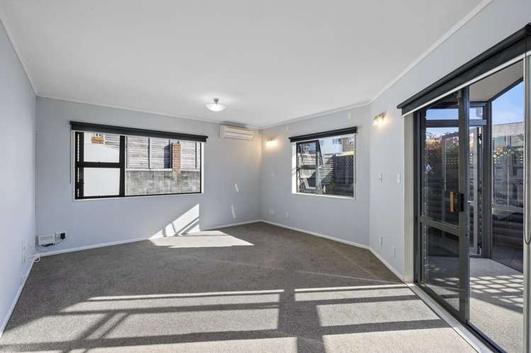 14 Sandel Rise Merrilands_11