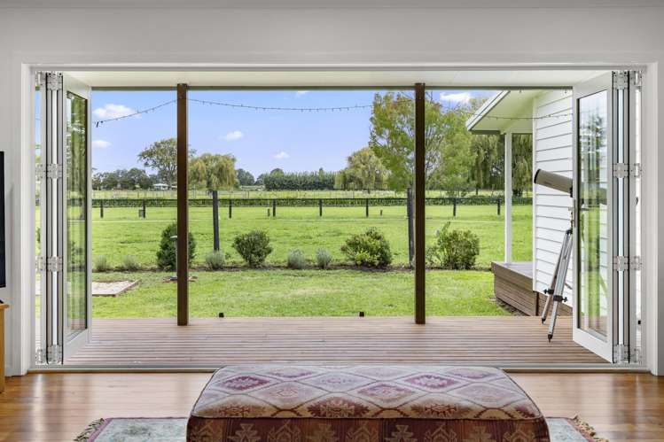 64 Reynolds Road Rotoorangi_25