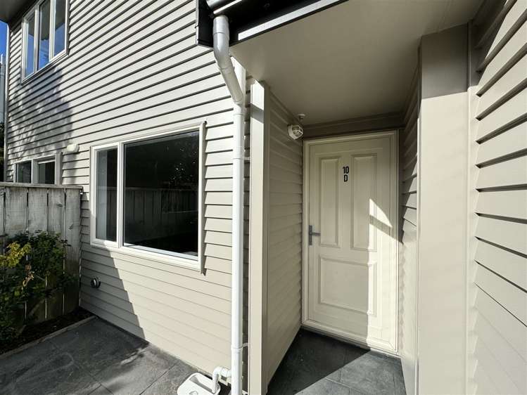 10d Trafalgar Street Johnsonville_13