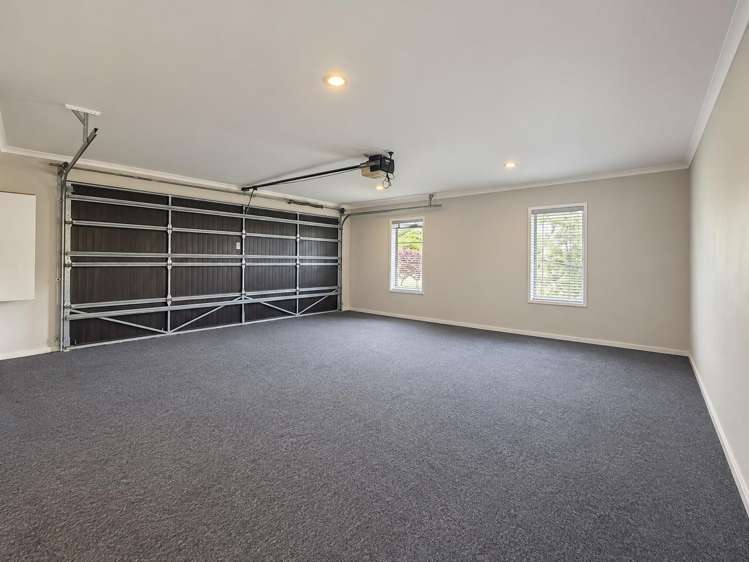 3 Fernloche Place Flat Bush_13