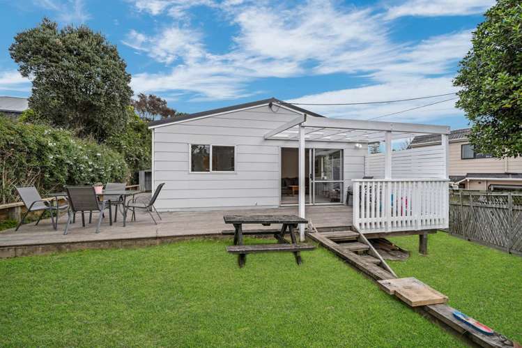 2/125 Beach Haven Road Beach Haven_2