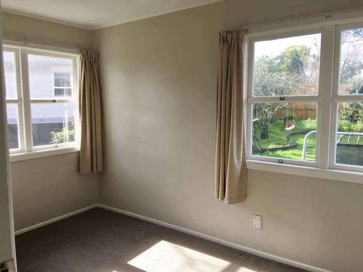 11 Taipari Road Te Atatu Peninsula_9