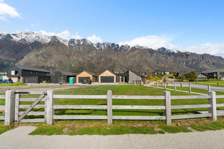 32 Taurus Lane Jacks Point_1