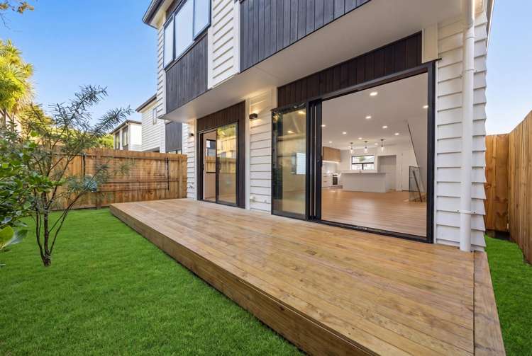 2A Janome Place Bucklands Beach_22