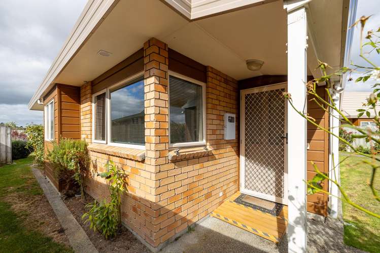 33/2 William Donald Drive Masterton_12