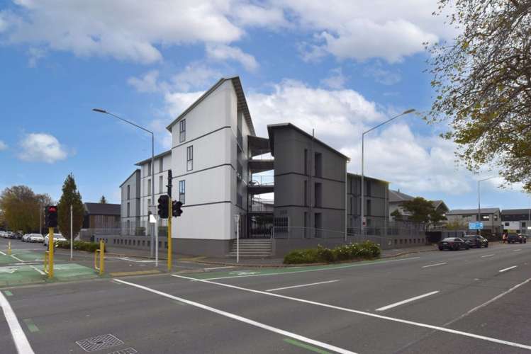 19/169 Fitzgerald Avenue_2