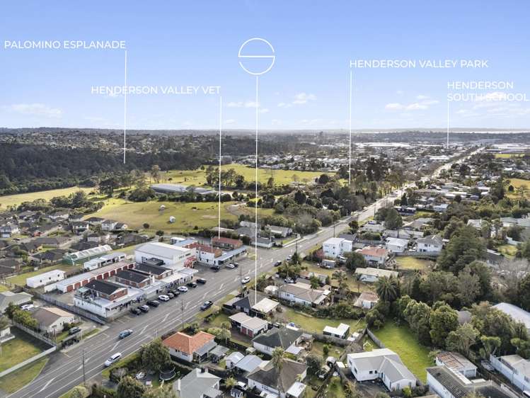 216 Henderson Valley Road Henderson_17