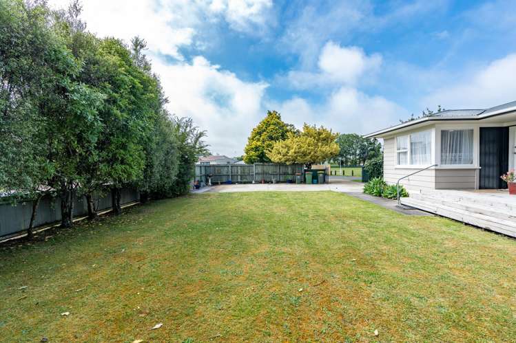 70 Livingstone Avenue Nawton_10