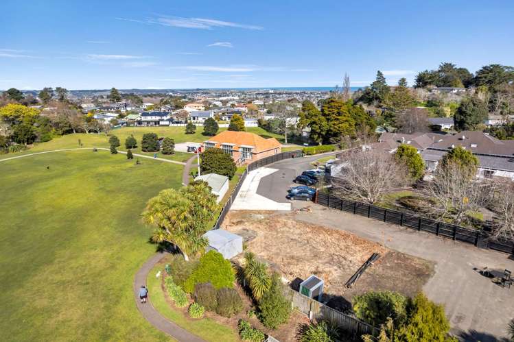 136B Great North Road_5