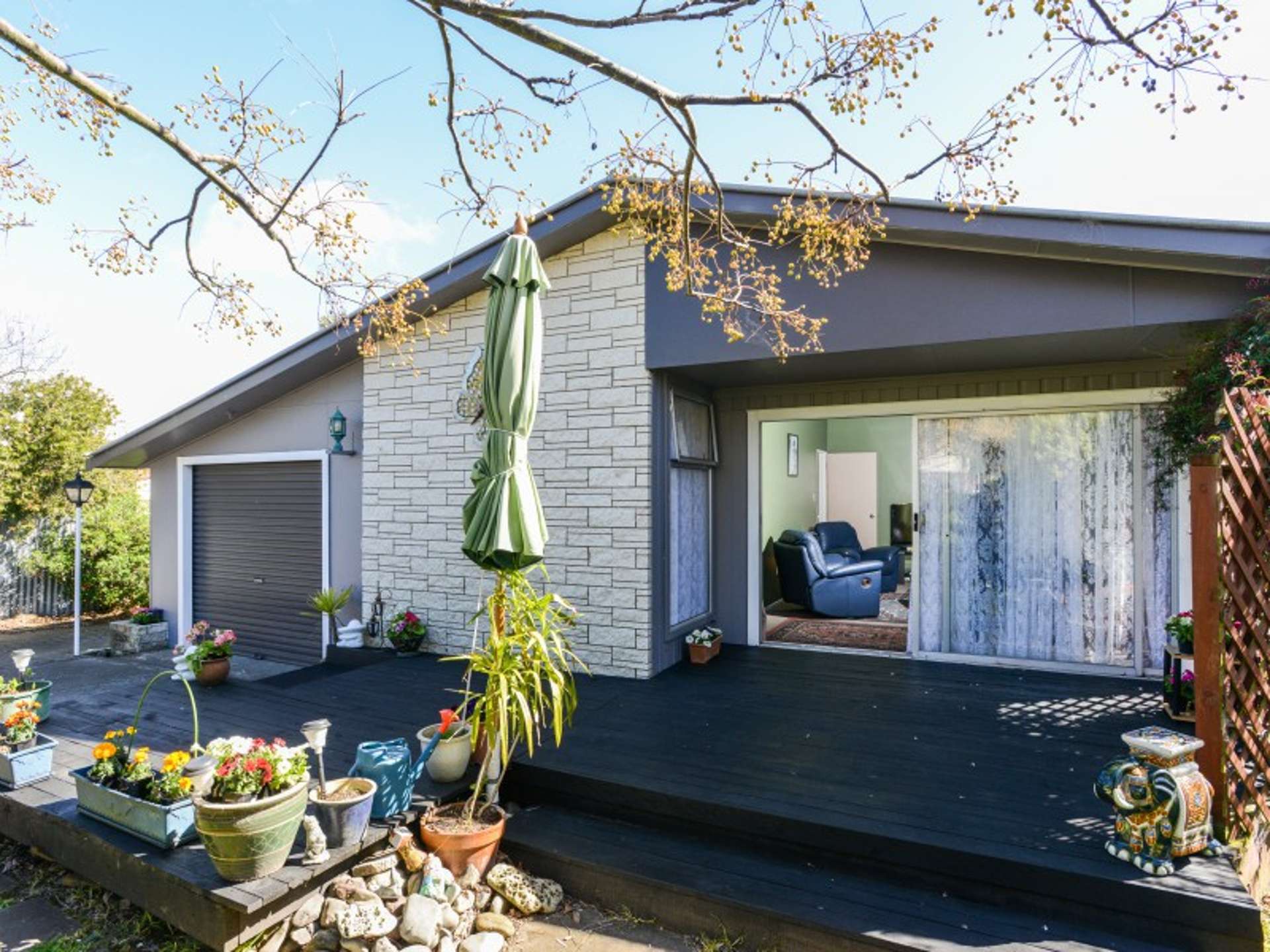 2 Limbrick Street Waipawa_0