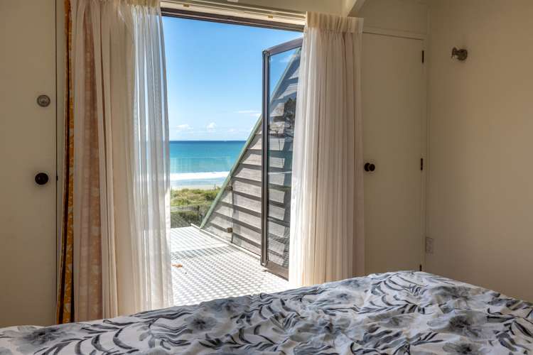 73 The Strand Onetangi_16