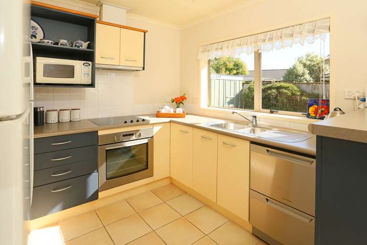 14 Russett Grove Henderson_5