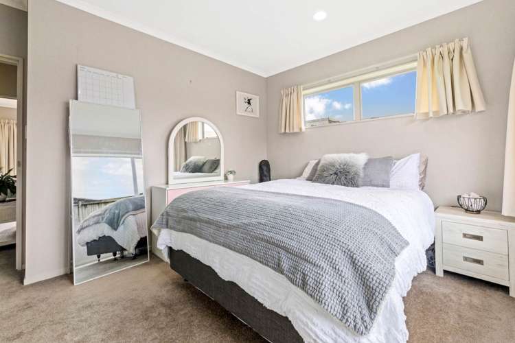 13 Stranraer Crescent Wattle Downs_10