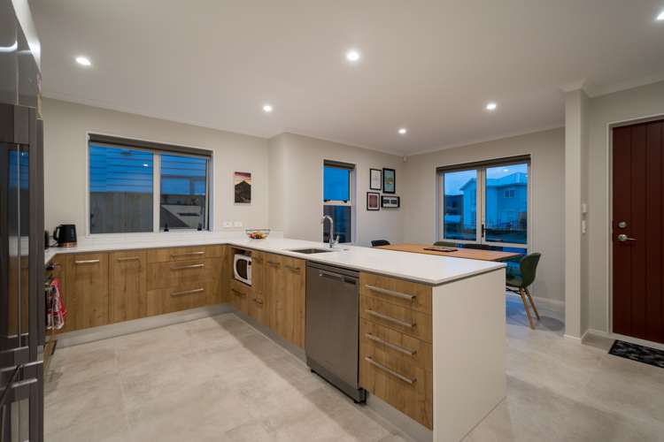 6 Vincent Mcgrath Crescent Swanson_1