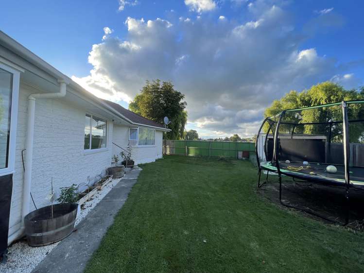9 Fir Tree Lane Aranui_11