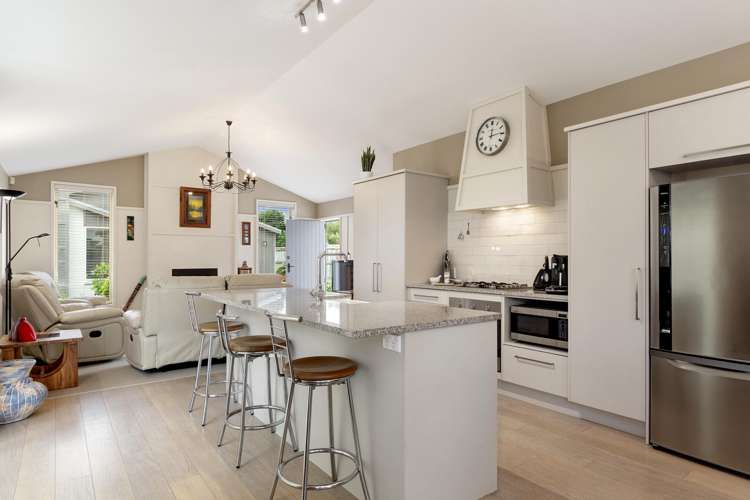 18 The Glade Papamoa_11