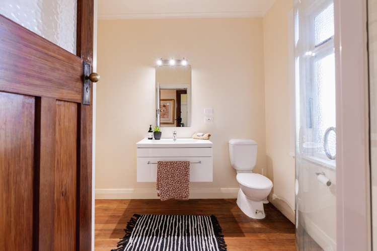 23 Hereford Street Roslyn_22