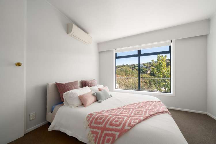 12A Silverbirch Grove Churton Park_10