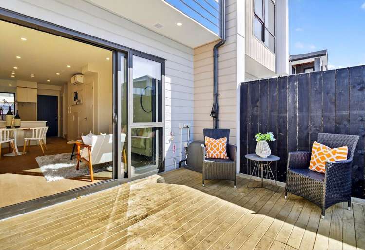 32 Observation Green Hobsonville_11