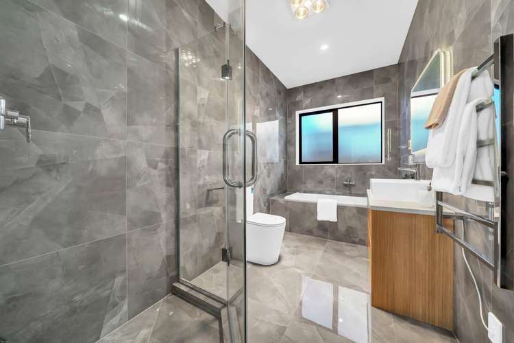 28 Korowhiti Road Clarks Beach_24