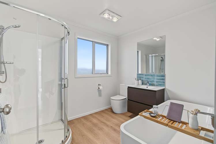 128 Derwent Crescent Glengarry_19
