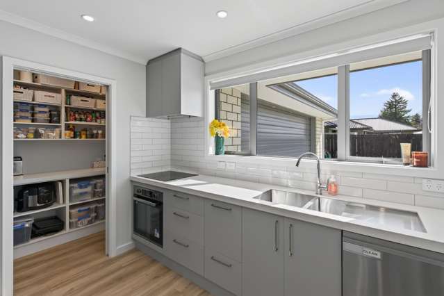 32 Geoff Geering Drive Netherby_3