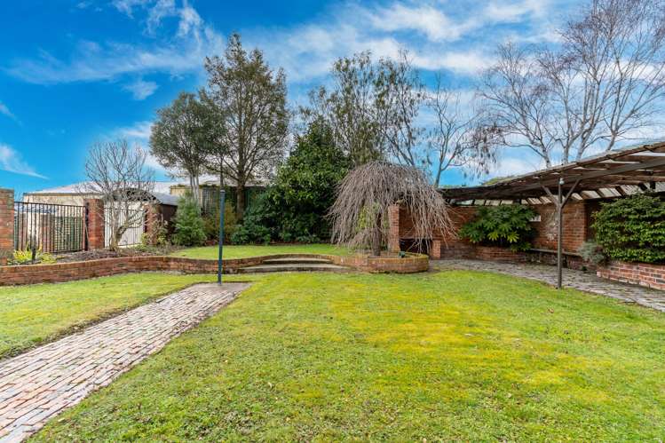 219 Gladstone Road North Mosgiel_21