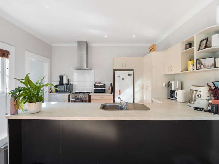 114 Fox Road Westmere_17