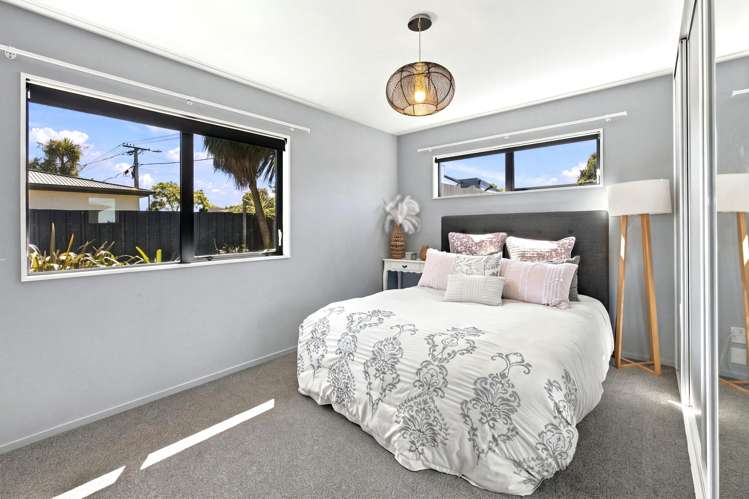 64 Cuffs Road Wainoni_23